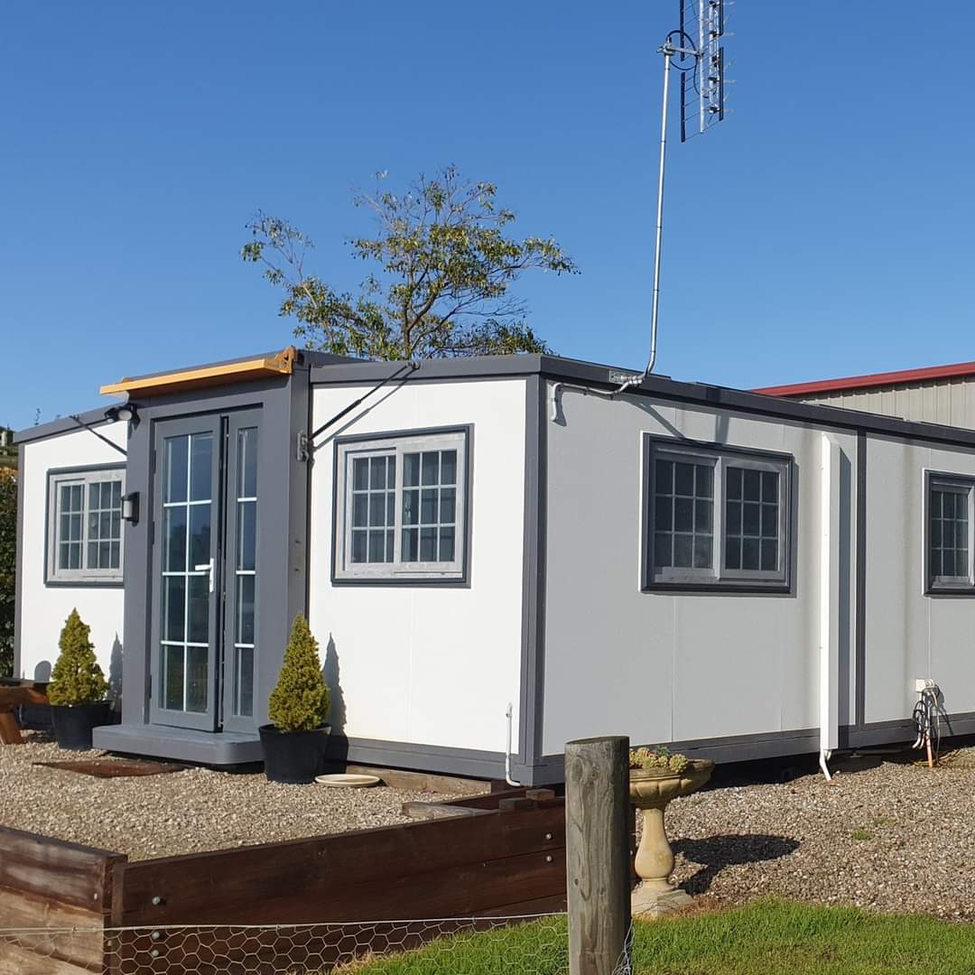 UK Customer’s Real-World Photos | Expandable Container Houses Arrive on Time, Perfectly Fit
